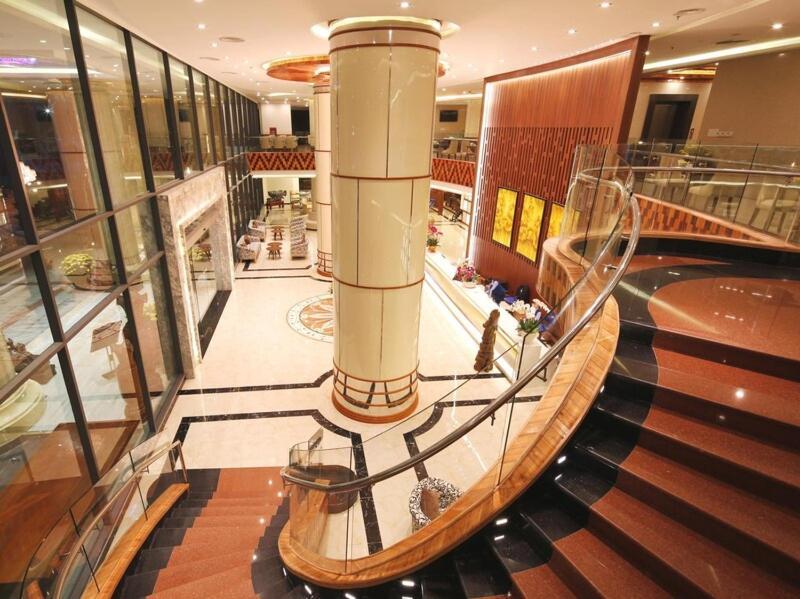 Bavico International Hotel Nha Trang Exterior photo