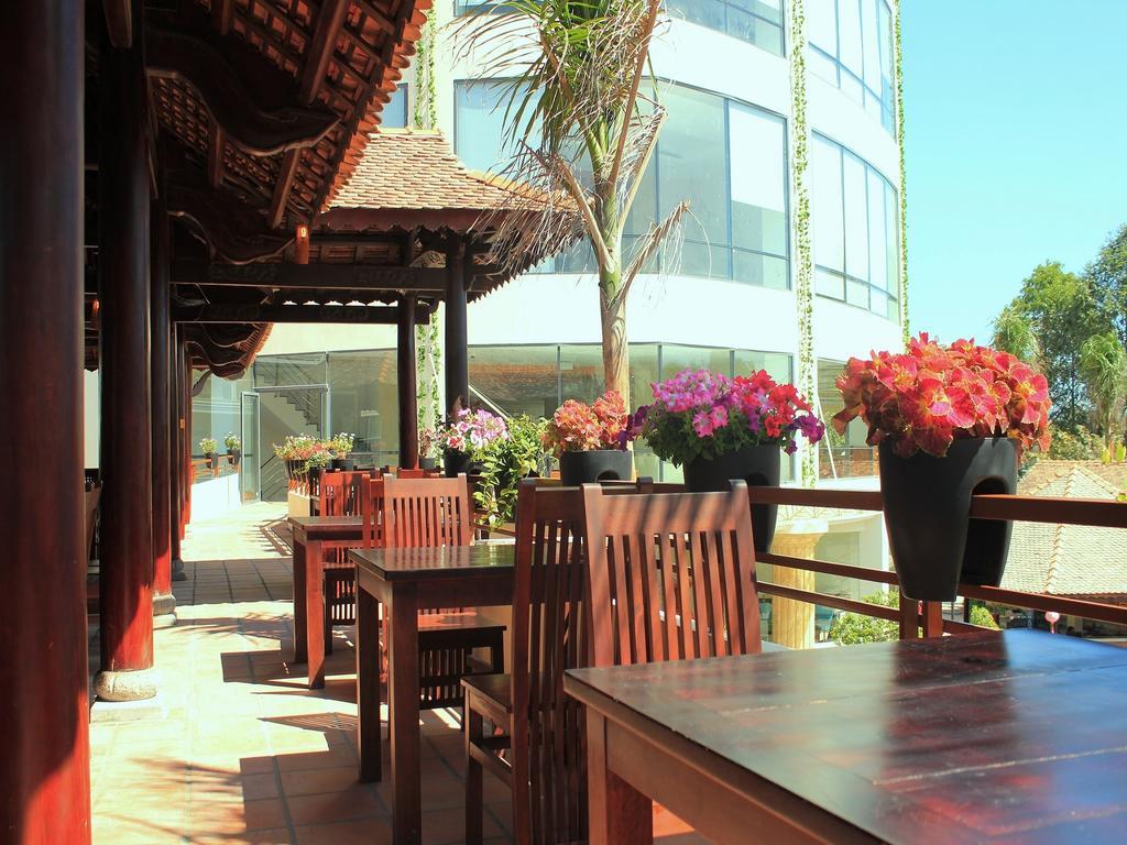 Bavico International Hotel Nha Trang Exterior photo