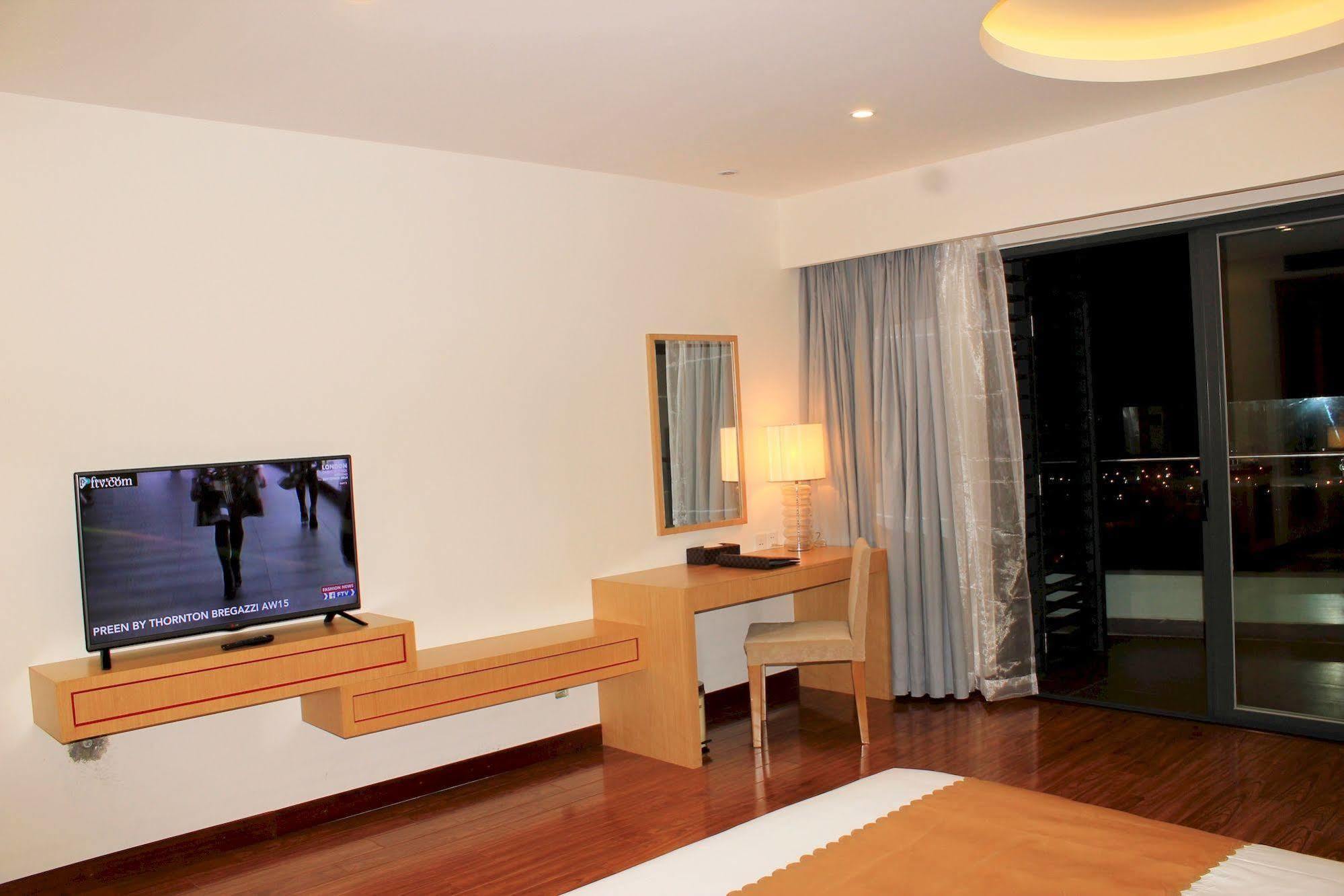 Bavico International Hotel Nha Trang Exterior photo